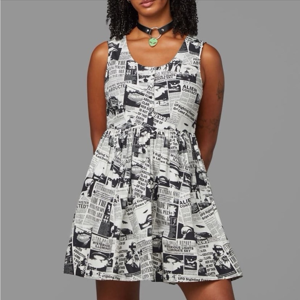 Dangerfield Black Friday Extraterrestrial Dress size small AU 8